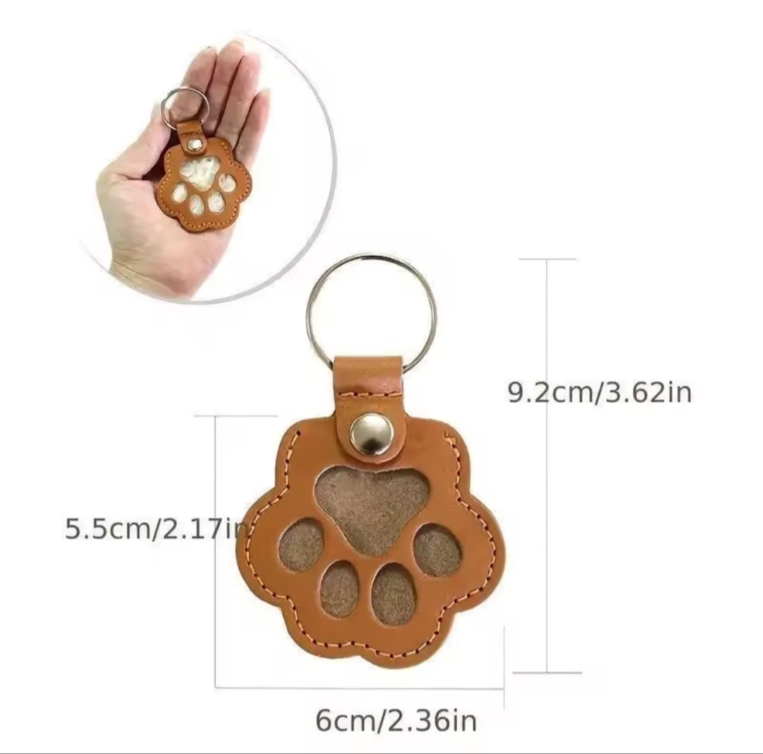 Llavero de Cuero con Forma de Patita - 6 cm